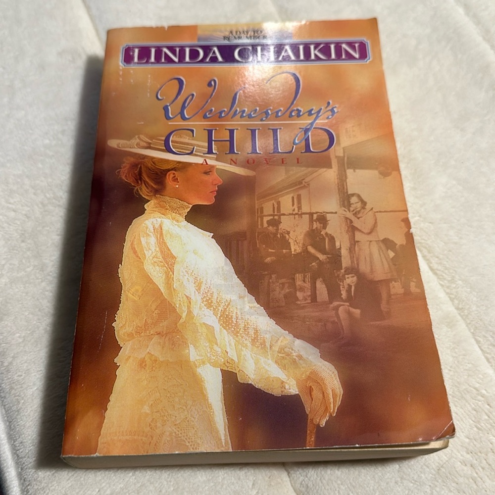 🧚‍♀️3/$12🧚‍♀️christian fiction. Wednesday’s Child